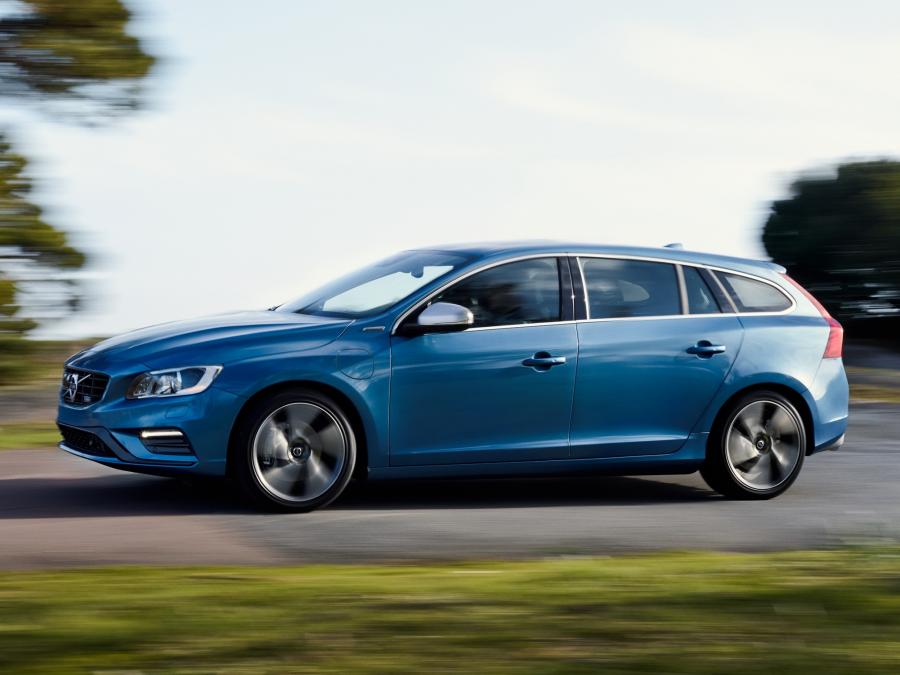 Volvo V60 Plug-In Hybrid R-Design '2014